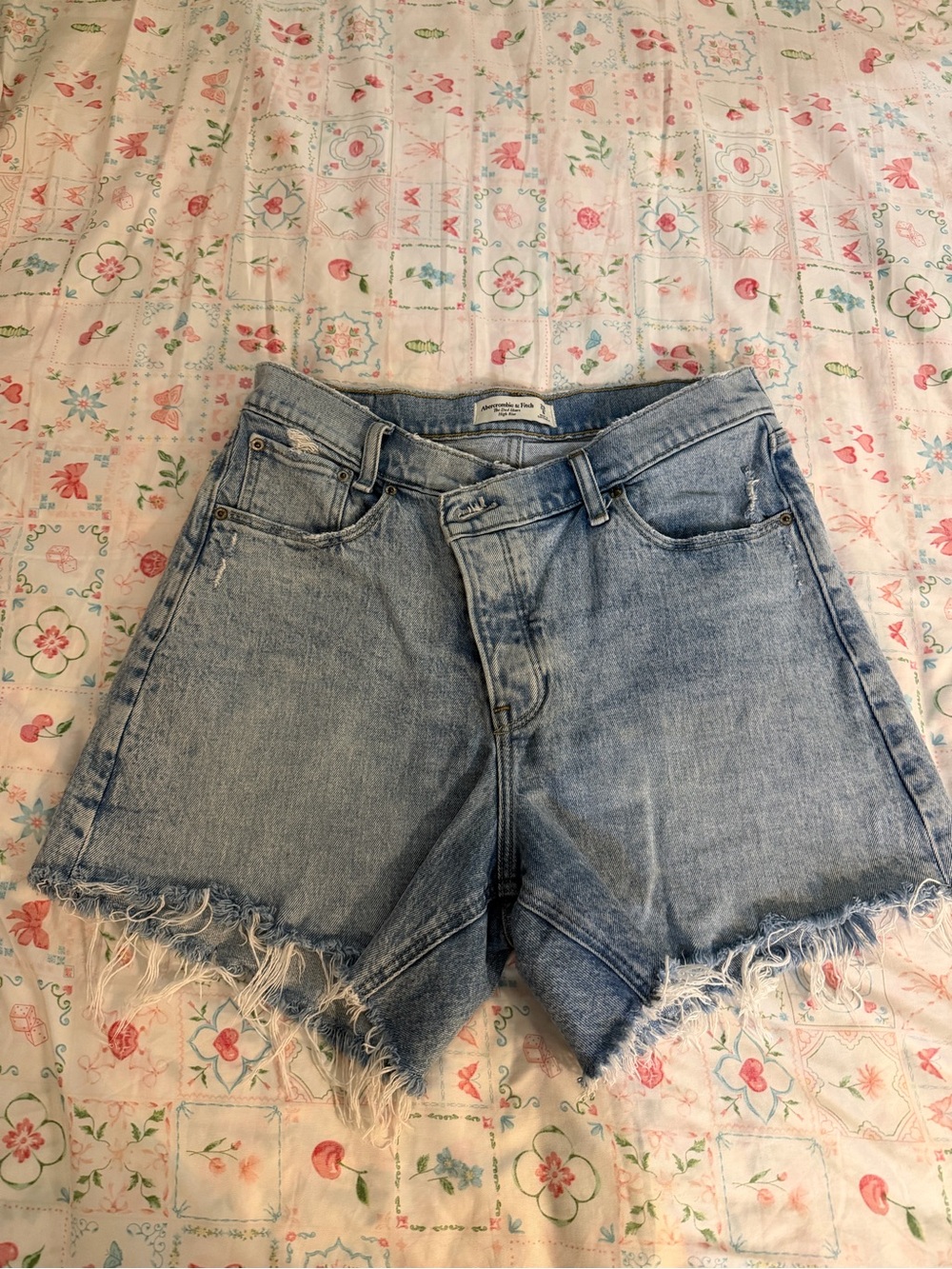 Abercrombie & Fitch Light Blue criss cross high rise dad short